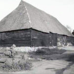 Drayton St Leonard - The old barn before its restoration__